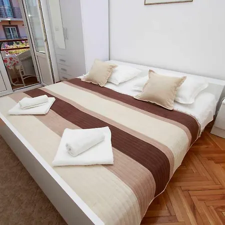 Apartment Grozdic *